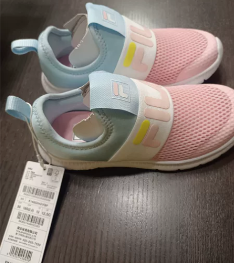 斐乐klDS软底一脚蹬训练鞋，全新，30码...