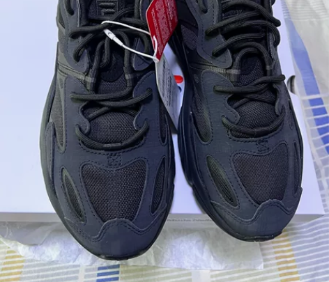 FILA斐乐火星二代跑鞋，运动鞋。 男款的...