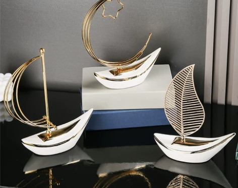 一帆风顺乘风破浪月亮帆船摆件现代轻奢办公桌...