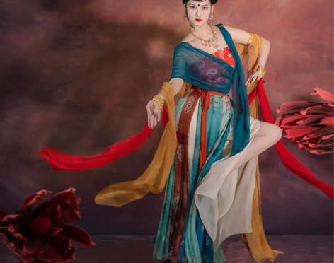 【出租】遇见胡旋汉服女正品原创中国风敦煌飞...