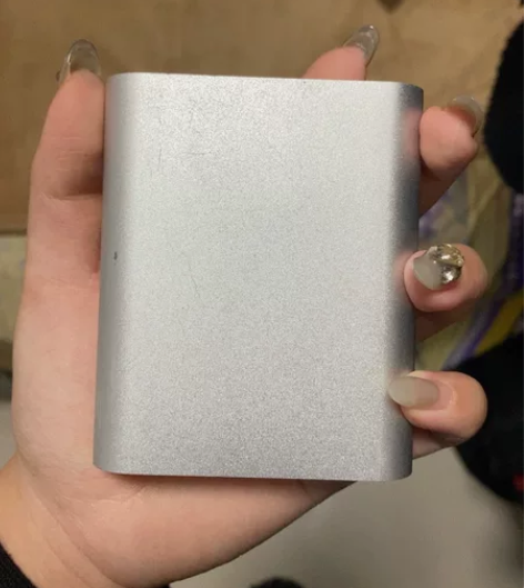 一万充电宝 感兴趣的话点“我想要”和我私聊...