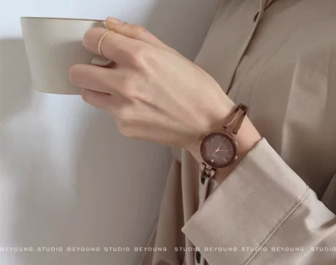 【别样】韩风简约chic复古小表盘细带链条...