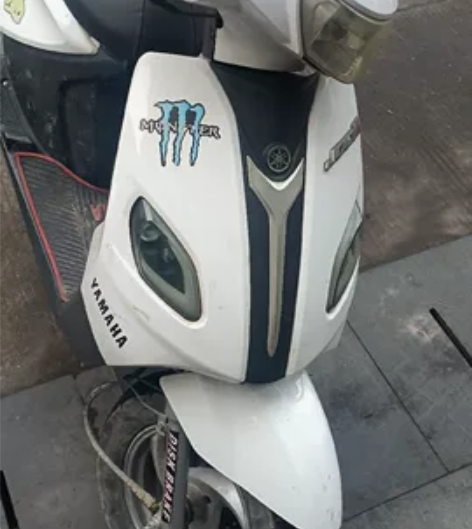 雅马哈125踏板摩托车可过户 感兴趣的话点...