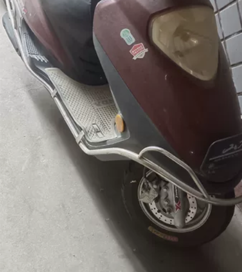 2019年踏板摩托车，有牌有证，保险都有，...
