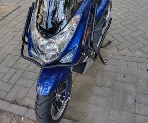 踏板摩托车，150电喷 感兴趣的话点“我想...