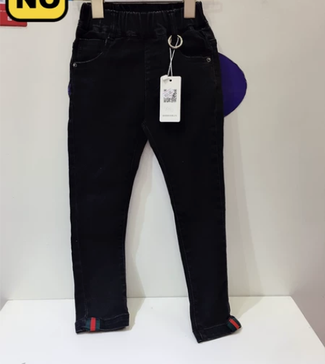 实体店线下同步清货麦哈派品牌童装黑色牛仔铅...