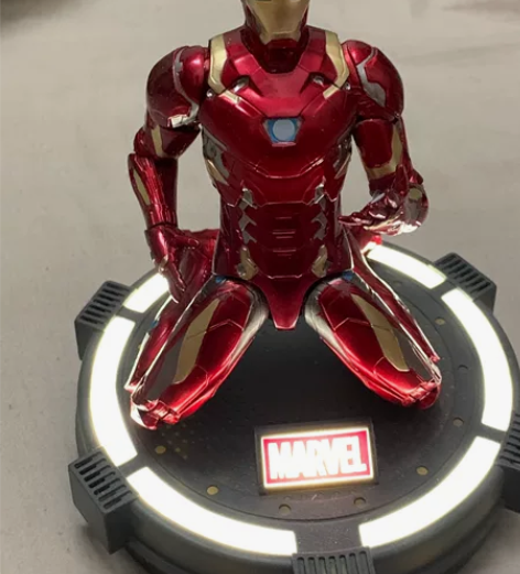 钢铁侠手办 感兴趣的话点“我想要”和我私聊...