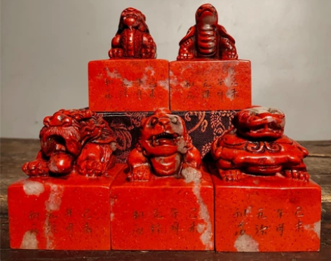 旧藏老料鸡血石印章 纯手工雕刻古龙五宝玉玺...