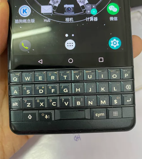 黑莓k2 le。4+32 低配 辣鸡成色，...