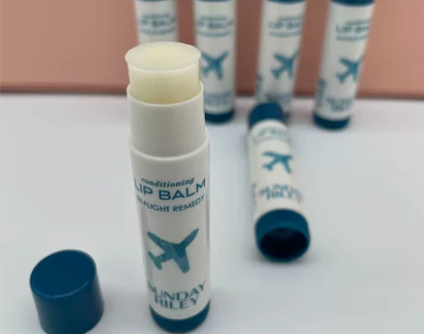 全新包邮航空品牌美联航唇膏护唇膏保湿祛唇纹...