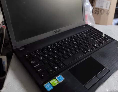 华硕 pro551L ，笔记本电脑，820...