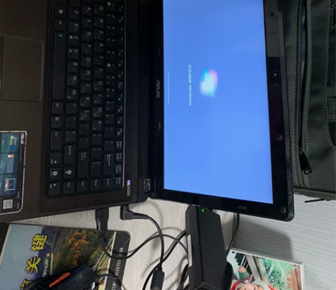 上网课电脑。笔记本 8新。整机保养很好，无...