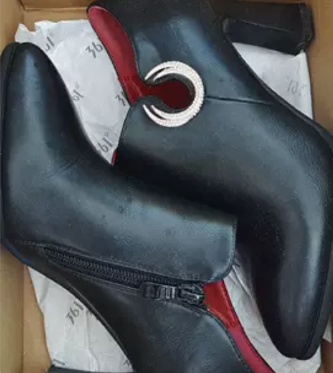 女士高跟皮鞋235码(本人平时运动鞋穿38...