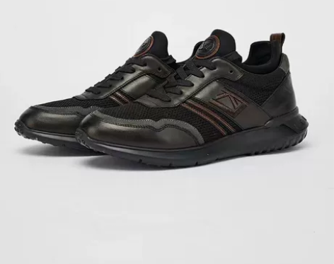 路卡迪龙专柜款，男士运动鞋，防滑大底，原价...