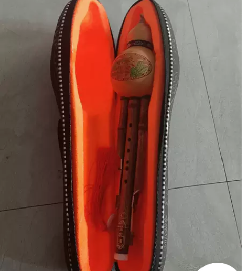 C调葫芦丝，有兴趣的可以联系我。大学统一买...