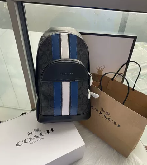 COACH男士经典斜挎胸包蓝条 蔻驰男士胸...
