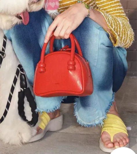 亏清全新闲置MUVA原创设计波士顿包真皮手...