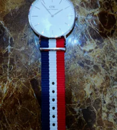 DW腕表 感兴趣的话点“我想要”和我私聊吧...