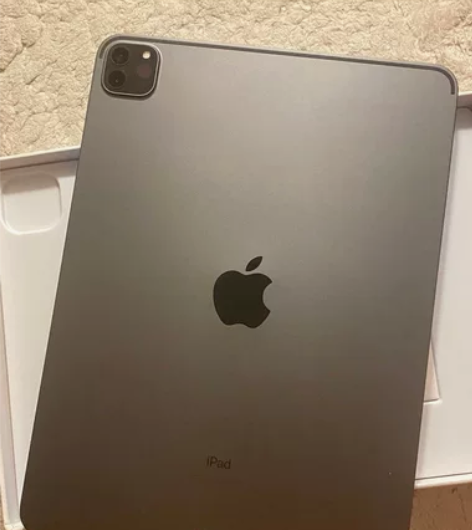收台自用 ipad pro 2021款 1...
