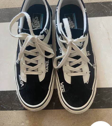 vans低帮休闲鞋 42.5码 感兴趣的话...