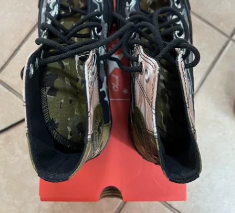 【全新】匡威 迷彩帆布鞋 货号165912...