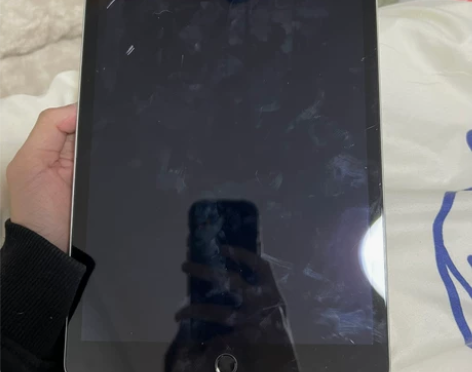 出一台自用九代iPad  64G 无磕碰 ...