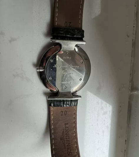 浪琴手表，超薄 感兴趣的话点“我想要”和我...