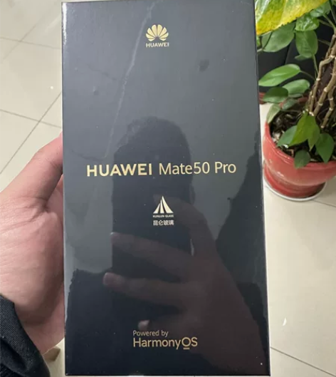 全新未拆封 华为mate 50 pro 昆...