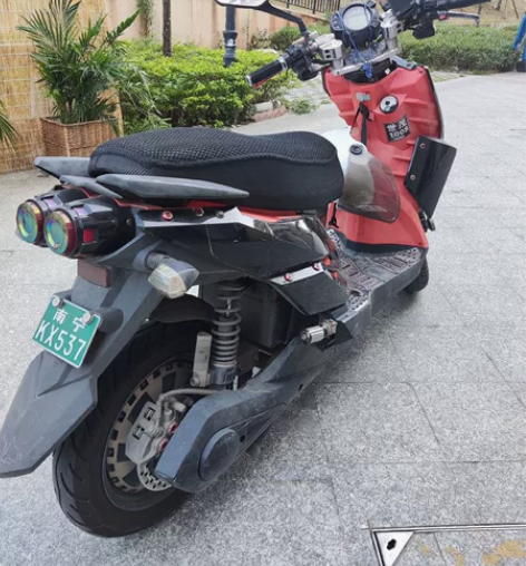 转让个人自用小绿牌五羊电动车，72v23安...