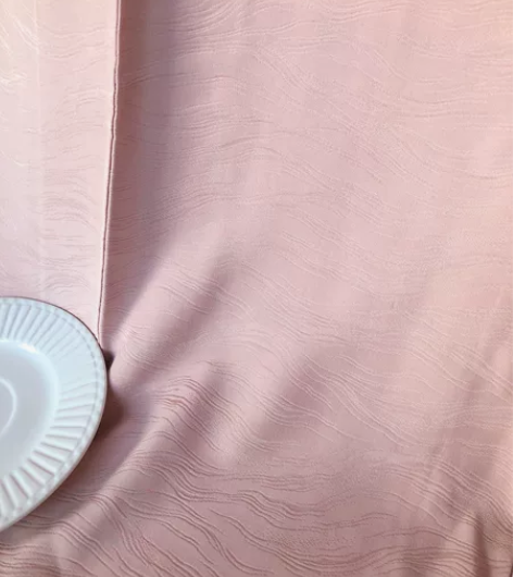 浅血牙波纹色无地 材质：正绢哑光 波纹瑕疵...