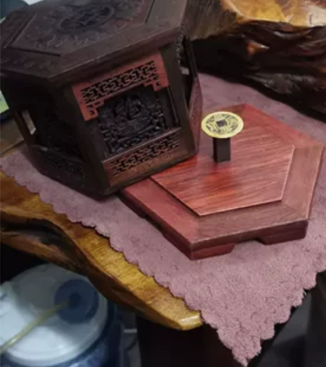 绿檀木双层镂空盘香炉香盒熏香炉 尺寸：对边...