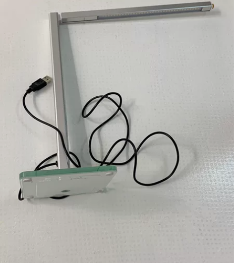 LED美睫护眼灯买回来用了两次 底座有一点...