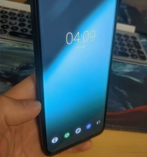 小米12s，边框有磕碰，具体看图，系统刷着...