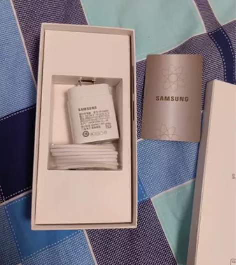 三星Galaxy F52 5G手机 E52...