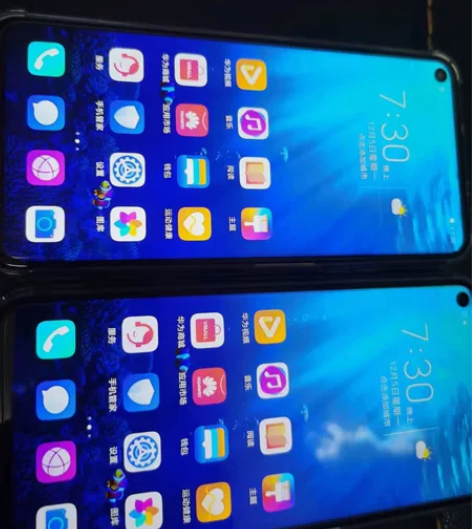 荣耀20 8+256G 颜色都有，一样只有...