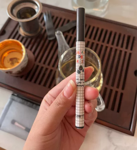 眼线笔睫毛膏眼线胶笔 感兴趣的话点“我想要...