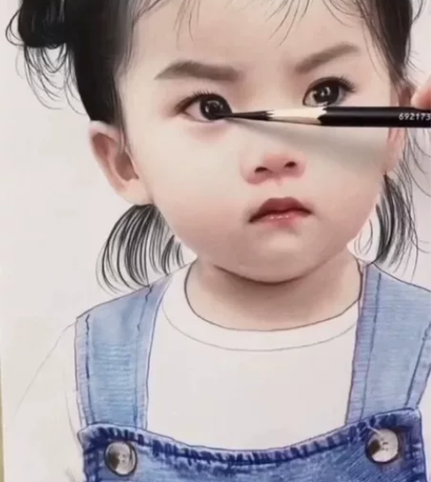 画像定制彩铅人像定制手绘素描头像人物肖像画...