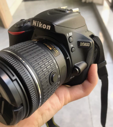 尼康D5600套机(18-55mm)VR镜...
