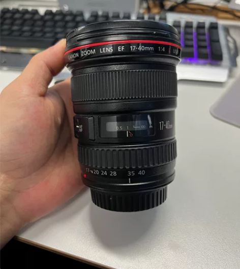 佳能红圈镜头EF 17-40mm 没有暗病...