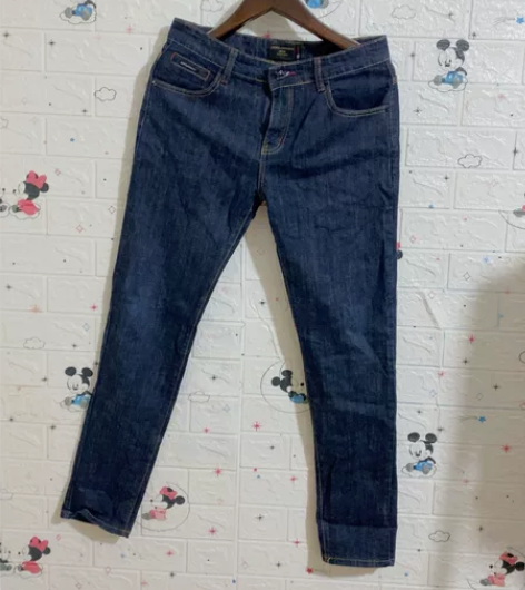 男士牛仔裤九成新腰围80裤长103 3