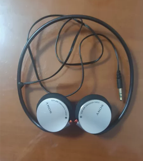 Sony耳机 感兴趣的话点“我想要”和我私...