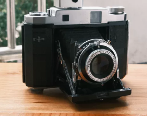 玛米亚Mamiya 6  带测光表、真皮包...