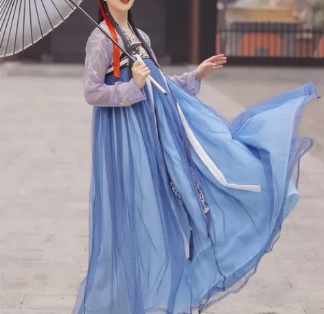 裳云兮汉服 六米摆，六成新，有标，以前最喜...