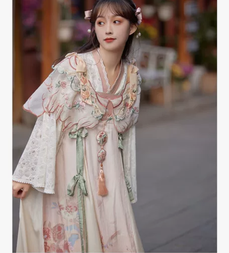 #改良汉服 七月夕空谷 没有买香囊，其余全...