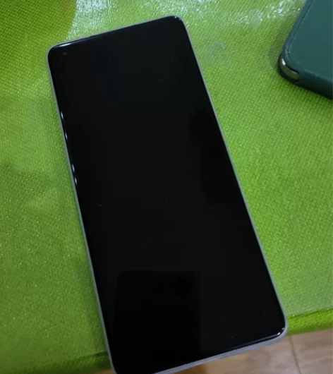 小米11Utar，外屏修过，手机下部屏幕偶...