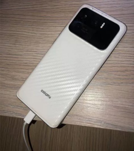 小米11ultra 8+256白色单机无拆...
