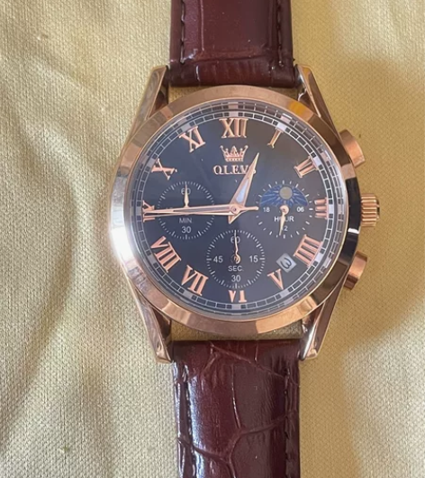 欧利时手表，朋友送的，仅拆封，东西基本全新...