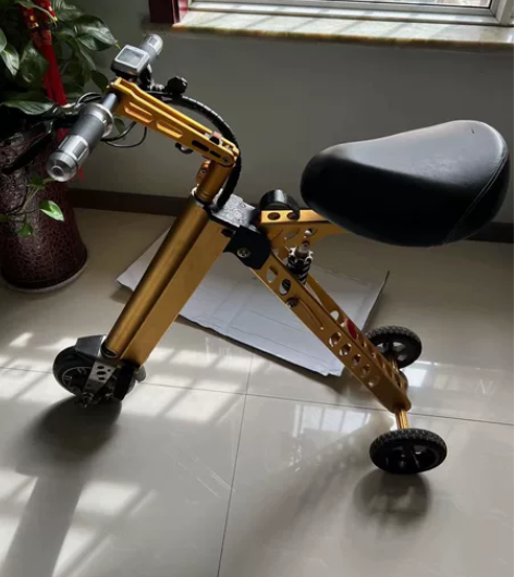 超级迷你折叠电动车三轮 方便快捷 因工作原...