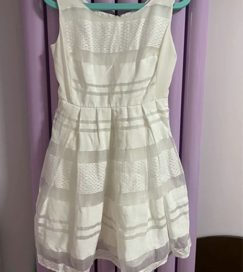 专柜正品赫本风小清新连衣裙蓬蓬裙 有内衬不...