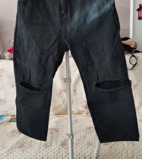 Wh清衣柜，家里闲置物品太多质量百分百。男...